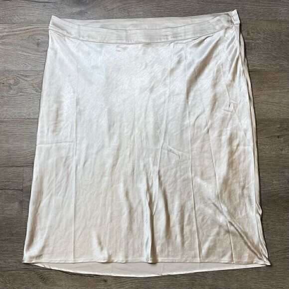 Skies Are Blue Womens Skirt Size 2X Satin Midi Beige Stretchy - Picture 1 of 10